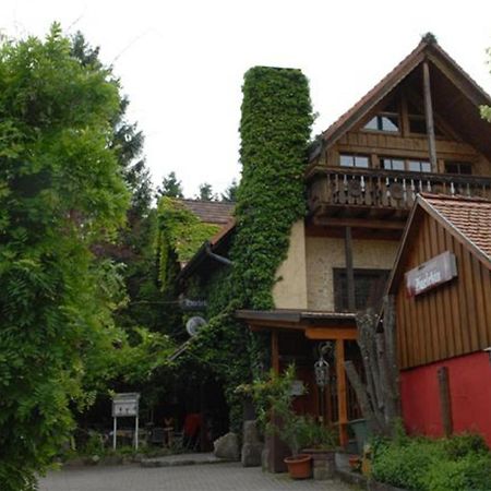 Alte Schreinerei-Auberge Harlekin Randegg エクステリア 写真