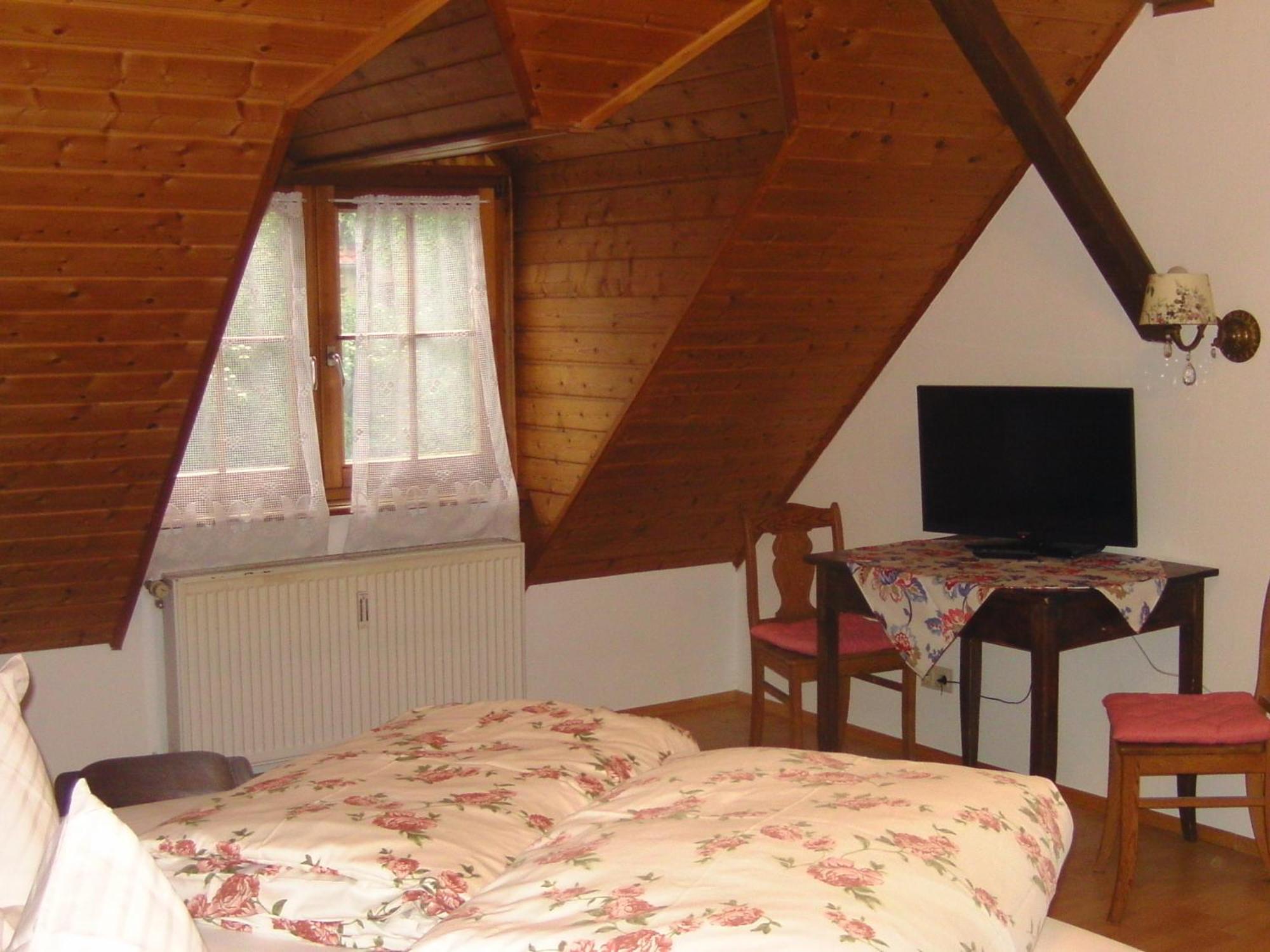 Alte Schreinerei-Auberge Harlekin Randegg 部屋 写真