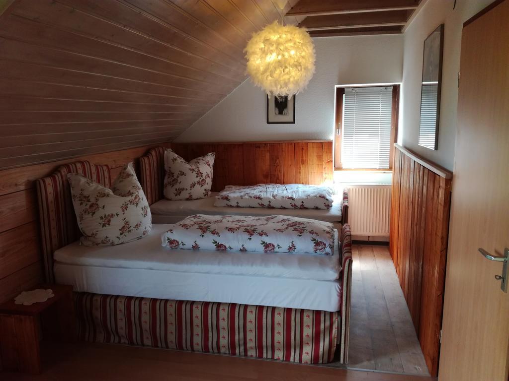 Alte Schreinerei-Auberge Harlekin Randegg エクステリア 写真