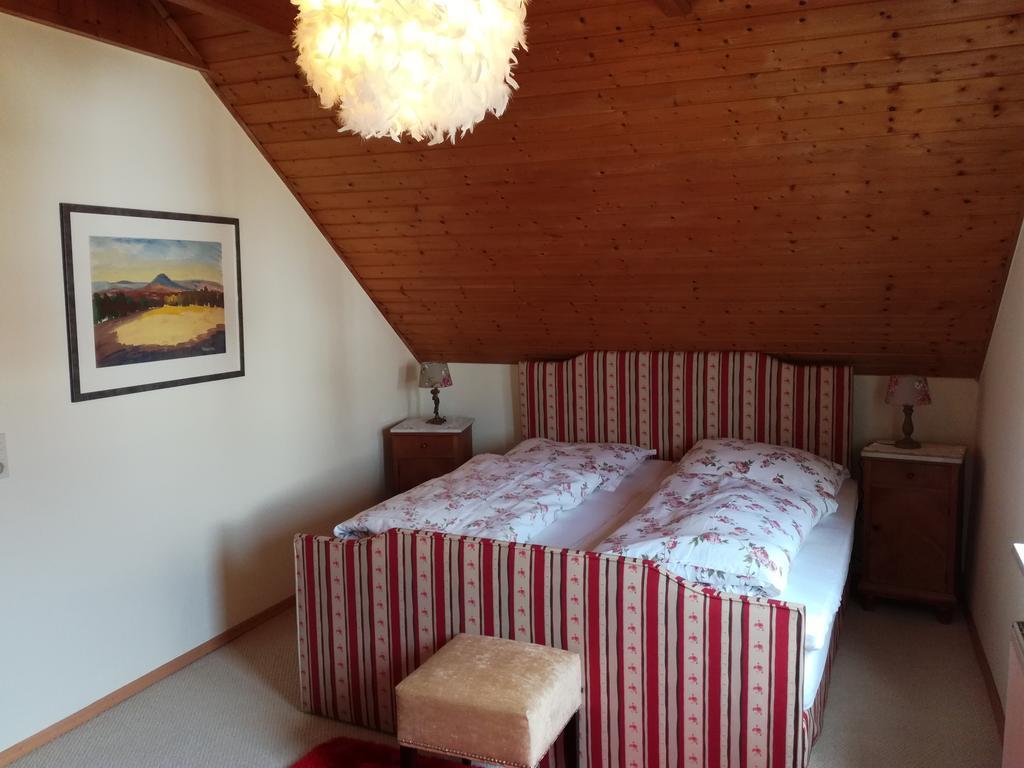 Alte Schreinerei-Auberge Harlekin Randegg エクステリア 写真